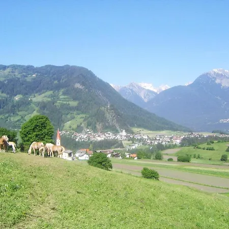 Apartment In Pitztal With Mountain Views 公寓
